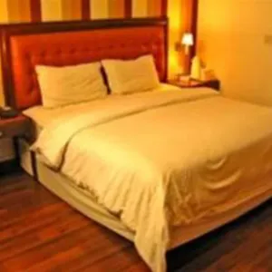 ** Hotel Metro Continental Inde